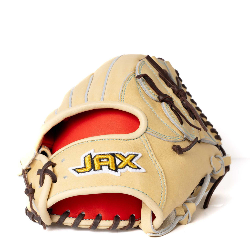 EN-7 | Pitcher | Blonde | 11.75"
