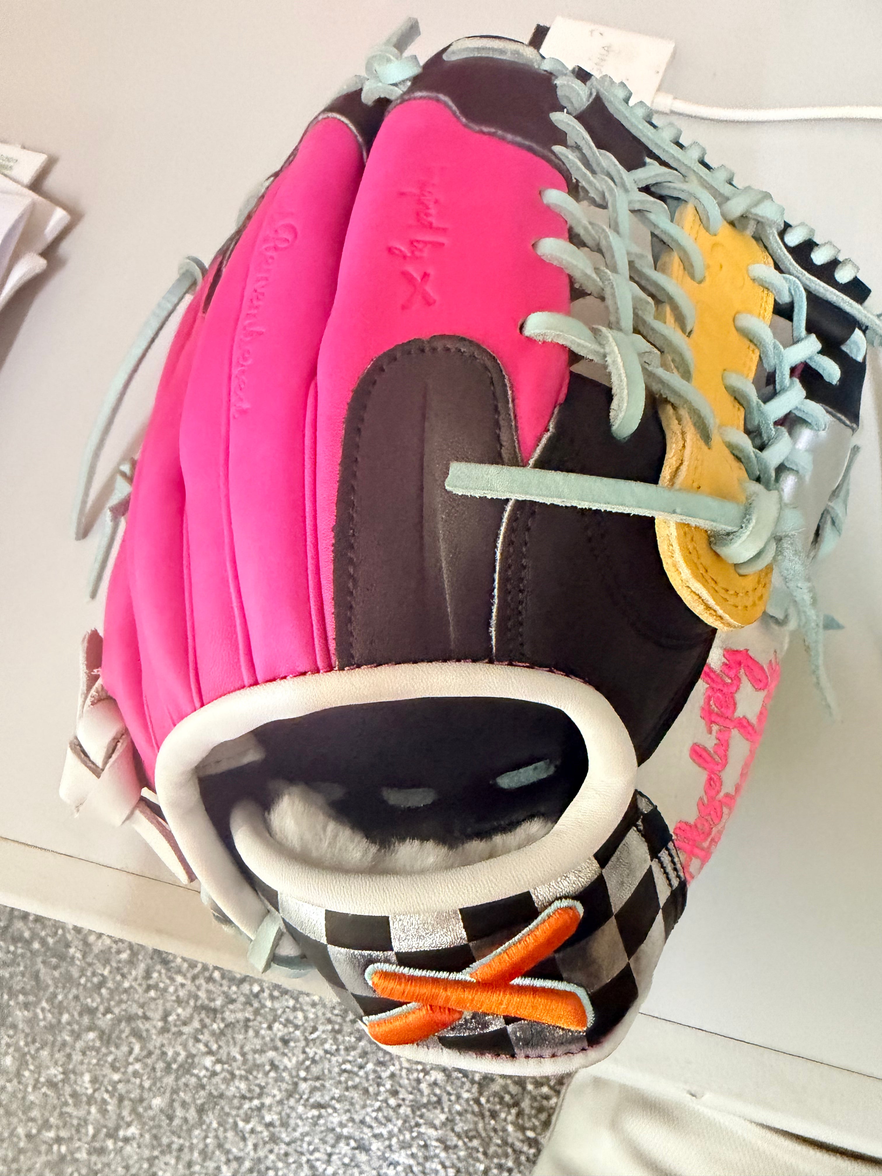 Aria Absolutely Ridiculous Rockstar Glove